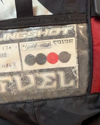 Kitesurf Slingshot 17 m2 con barra + kiteloop 13m2