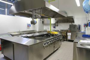 Attività / Licenza di 85 m² con 2 locali a Capanno