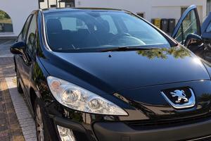 Peugeot 308 Tecno 5P Carplay anche Neopatentati