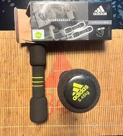 Coppia pesi Adidas 0,45 kg nuovi