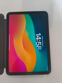 iPad Mini di sesta generazione con cover e penna