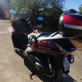 Honda silver wing 600