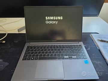 Samsung Galaxy Book 4 i3 8/256Gb
