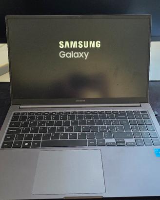 Samsung Galaxy Book 4 i3 8/256Gb