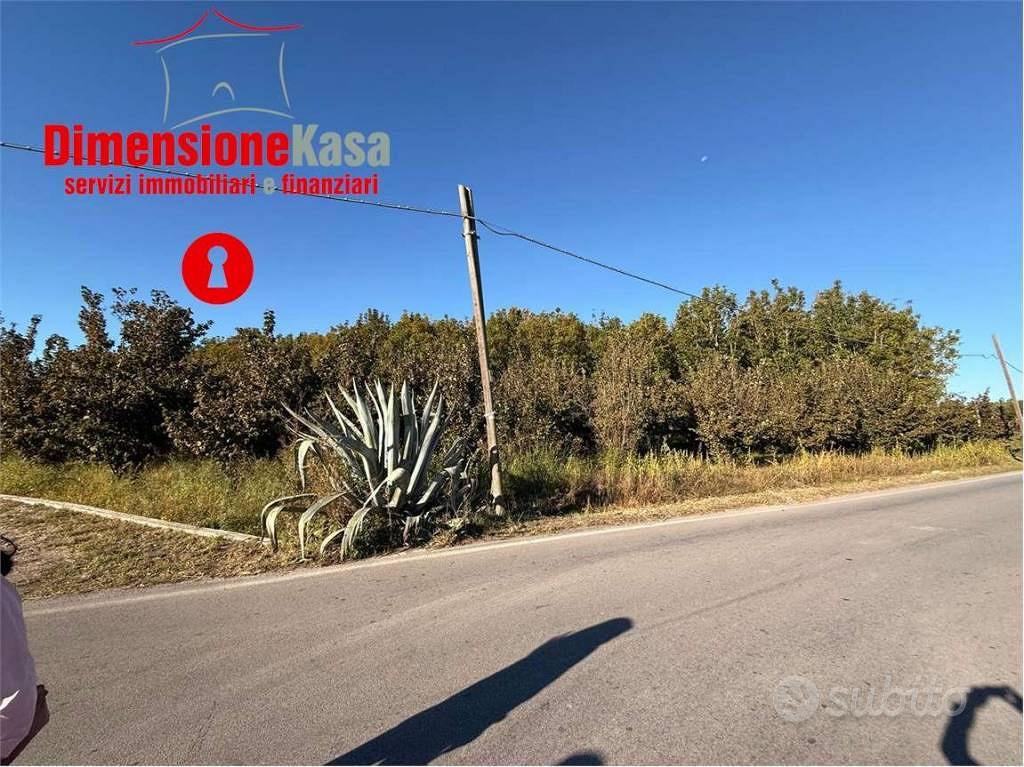 Terreno di 4025 m² a Cimitile - Vista 2