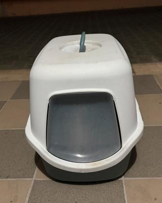 Lettiera per gatti coperta