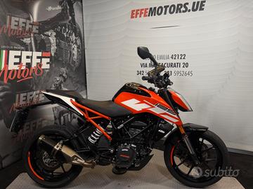 Ktm 125 Duke "tua a 68 euro al mese"