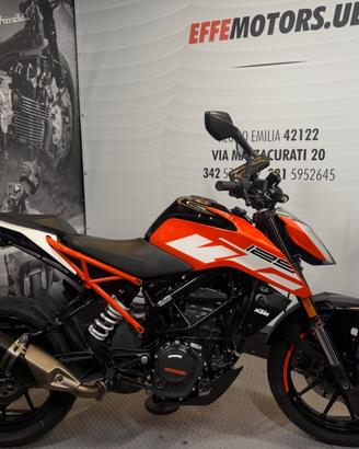 Ktm 125 Duke "tua a 68 euro al mese"
