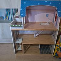 Casetta bambole in legno