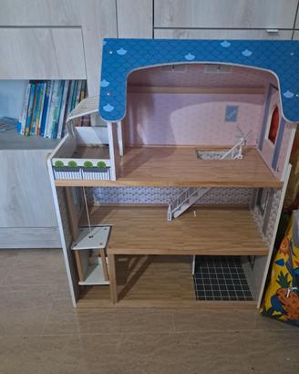 Casetta bambole in legno