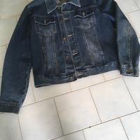 Giubbetto in jeans usato