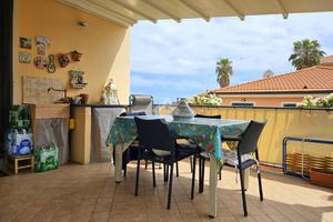 2 LOCALI A POMPEIANA