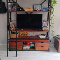 Mobile/libreria stile industriale