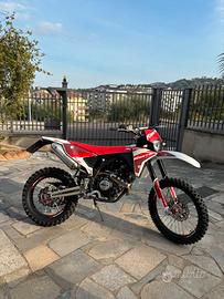 Fantic XEF 125 Performance