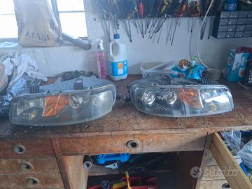 fanali anteriori fiat punto serie 2