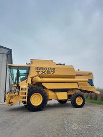 Mietitrebbia NH TX 67