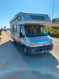 Arca Super America 470 2.5 TD con pannello solare,