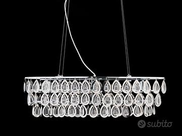 Lampadario moderno con gocce vetro