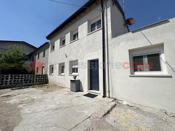 Casa Indipendente Isola Rizza