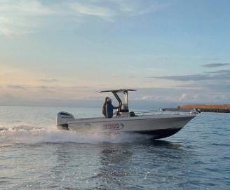 PETTERUTTI 24 CC + 250HP HONDA( 2022)