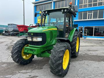 John Deere 5820-fr aria 140q