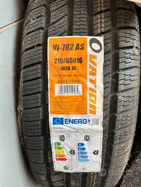 1 pneumatico auto 215/65 R16 quattro stagioni