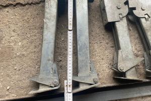 Piedini stazionamento