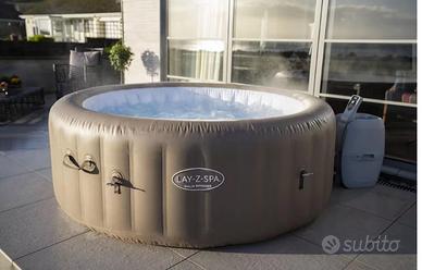 Idromasaggio LAY Z SPA