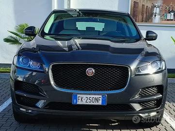 F-Pace 2017 2.0d Prestige AWD 180cv