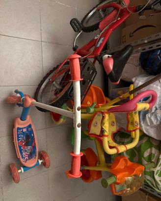 Bicicletta Monopattino e triciclo