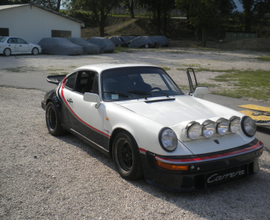 Porsche 911 sc targa oro