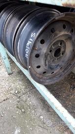 Cerchi in ferro Daihatsu Sirion