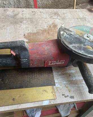 Smerigliatrice Hilti