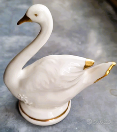 Cigno in porcellana vintage finiture dorate