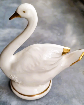 Cigno in porcellana vintage finiture dorate