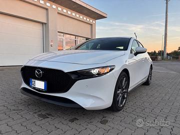 Mazda3 2.5 m-hybrid Centre Line - GARANZIA UFF.