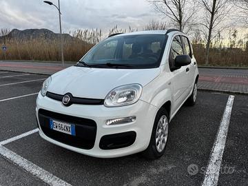 Fiat Panda 0.9 TwinAir Turbo Natural Power Lounge