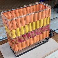 Lampada etnica in ferro e tessuto