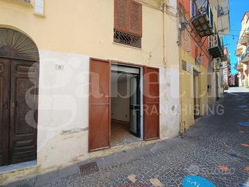 Negozio Monte di Procida [Cod. rif 3317872ACG]