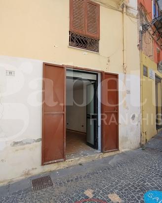 Negozio Monte di Procida [Cod. rif 3317872ACG]