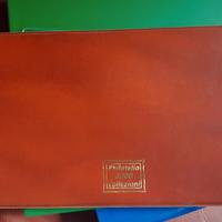 Classificatore pelle filatelia