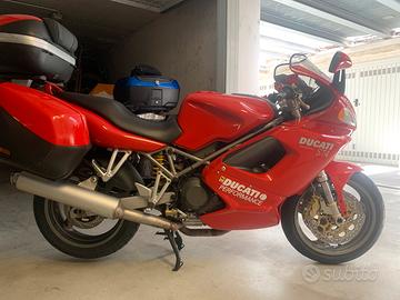 Ducati ST4 rossa