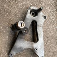 blocca ruote peugeot   tweet 125