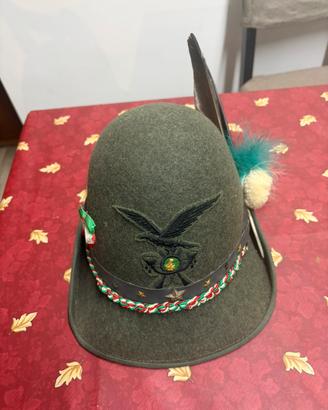 Cappello da alpino d’epoca taglia 59