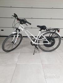 EBIKE/BICICLETTA DA DONNA
