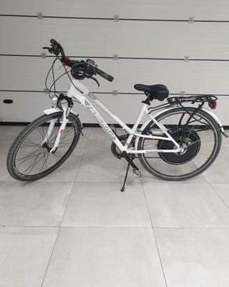 EBIKE/BICICLETTA DA DONNA