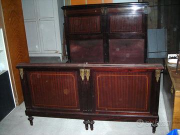 VECCHIO LETTO MATRIMONIALE IN LEGNO