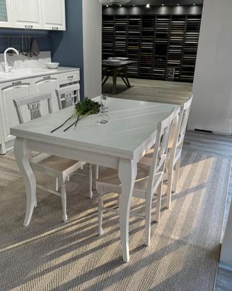 Cucina Febal con piana in quarzo con tavolo sedie