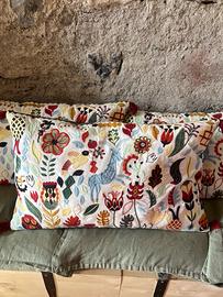 5 nuovi cuscini con disegni folcloristi