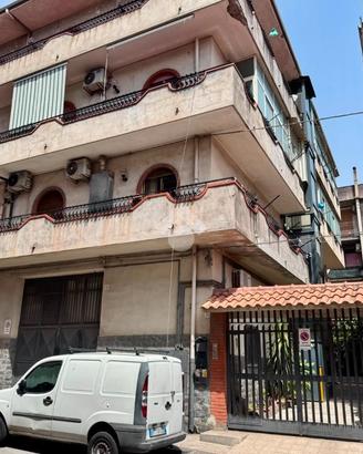 3 locali a misterbianco
